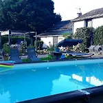 Πανσιόν D'hotes De L'ile Du Saule