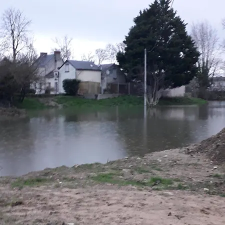 Gasthof D'hotes De L'ile Du Saule
